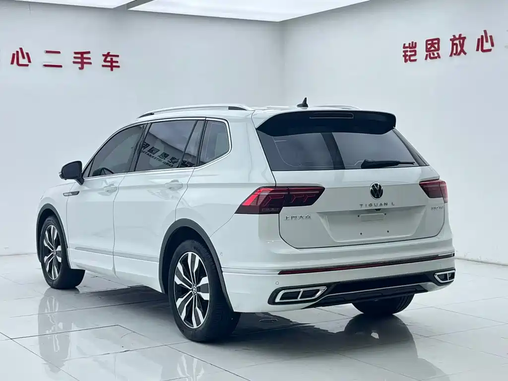 Volkswagen Tiguan L — миниатюра 26