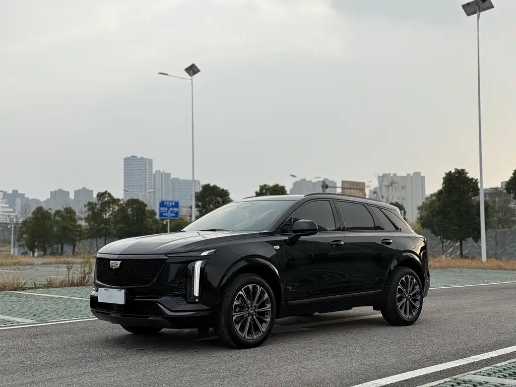 CADILLAC XT5
