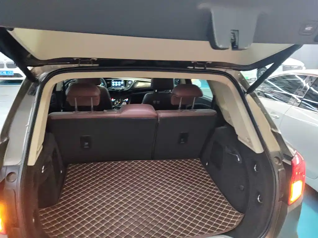 Buick Envision Plus — миниатюра 15