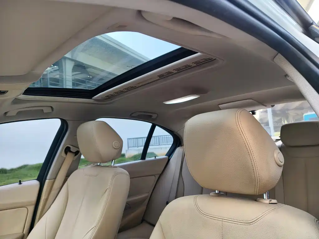 BMW 3 Series 3 2013 316i