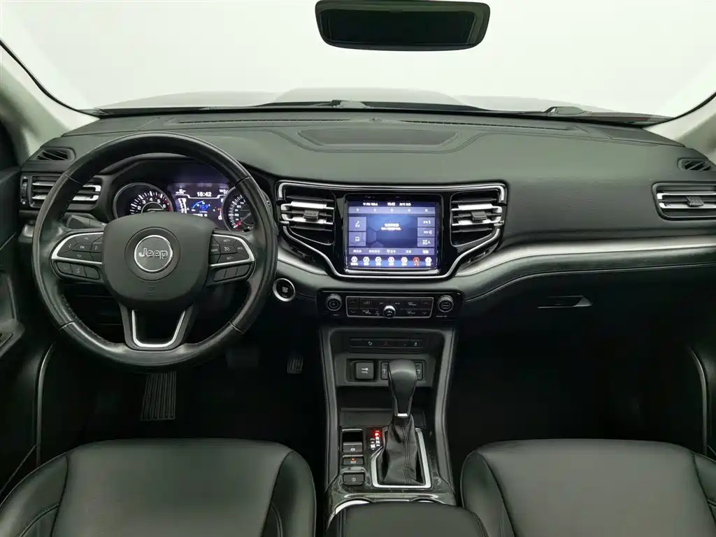 JEEP GRAND COMMANDER