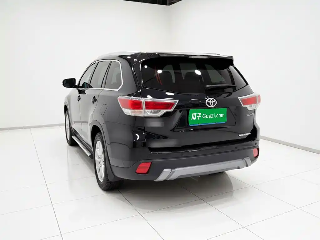 Toyota Highlander — миниатюра 4