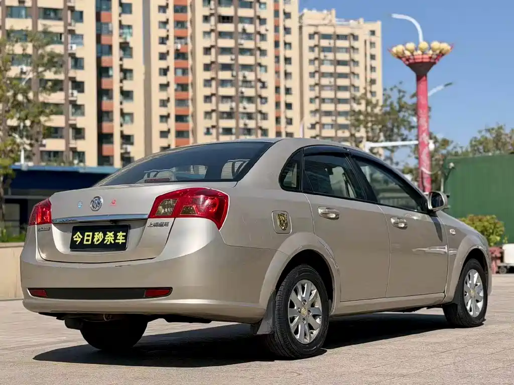 Buick Excelle — миниатюра 9