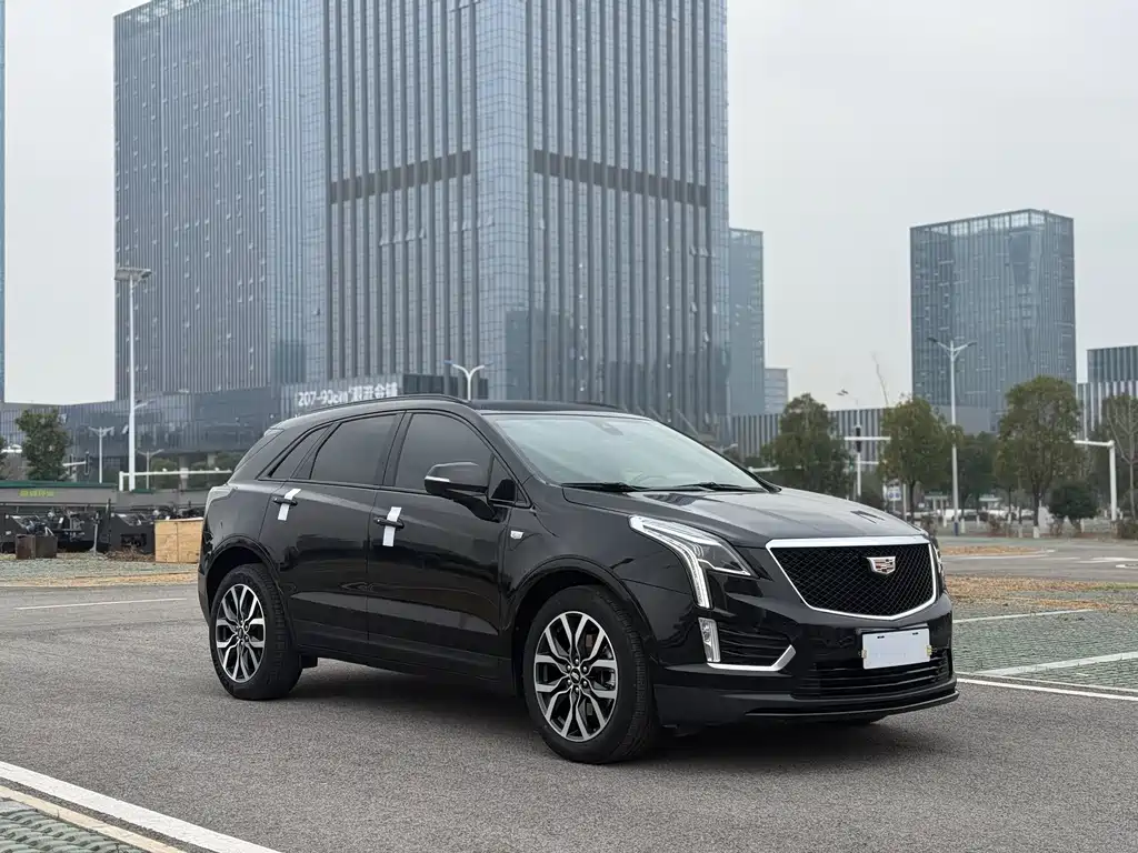 CADILLAC XT5