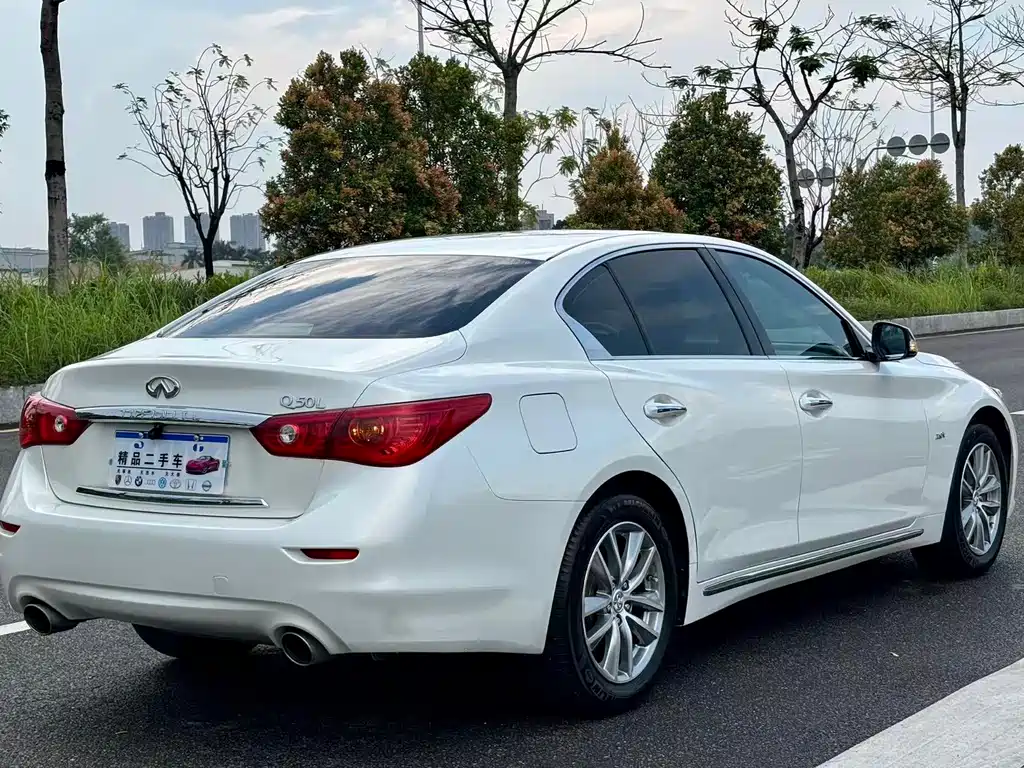 Infiniti Q50L — миниатюра 9