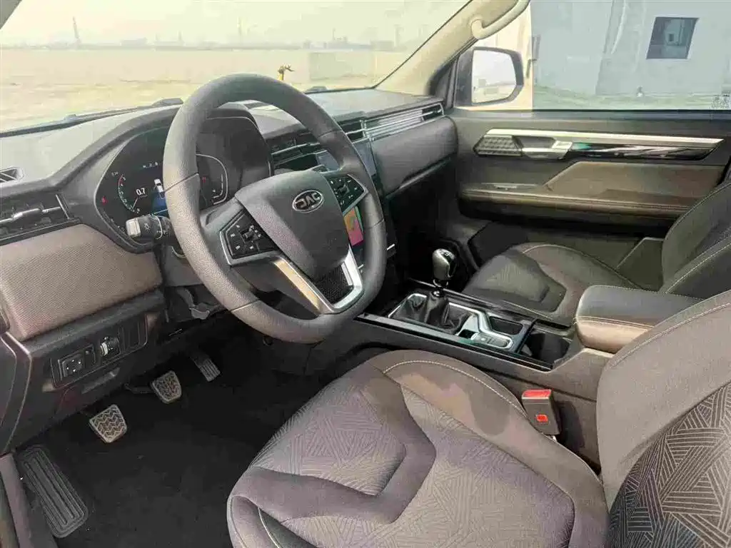 JIANGQI GROUP JAC T8