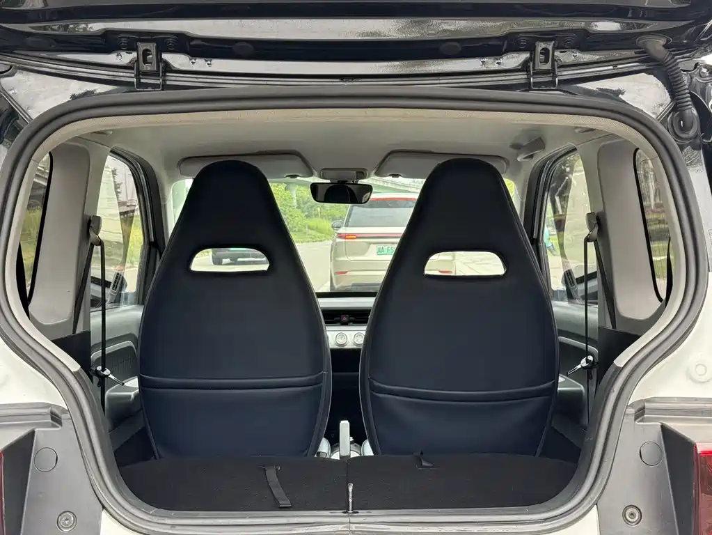 Wuling MINIEV — миниатюра 10