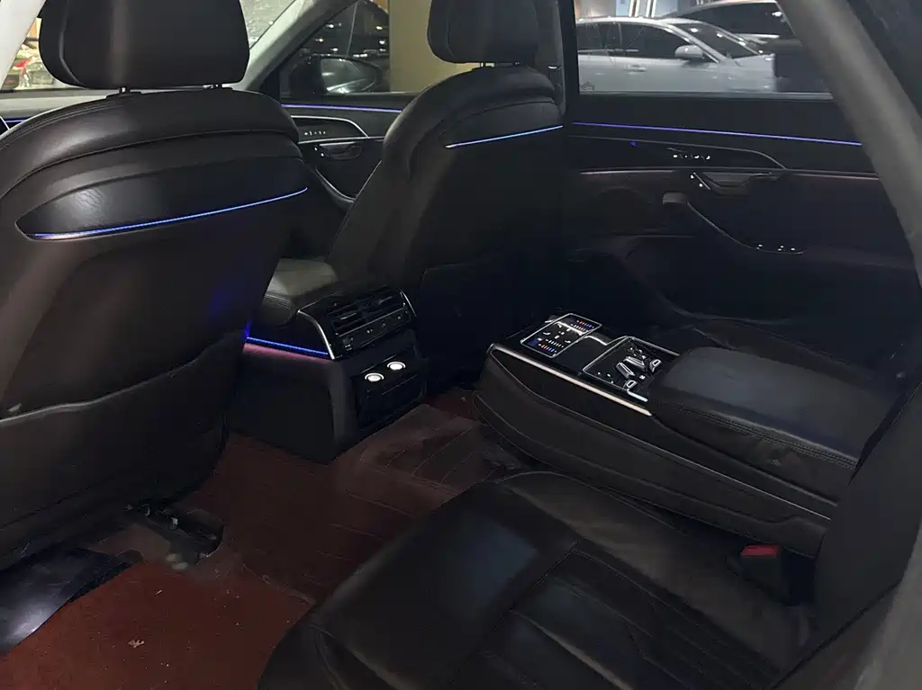 Audi A8 — миниатюра 8