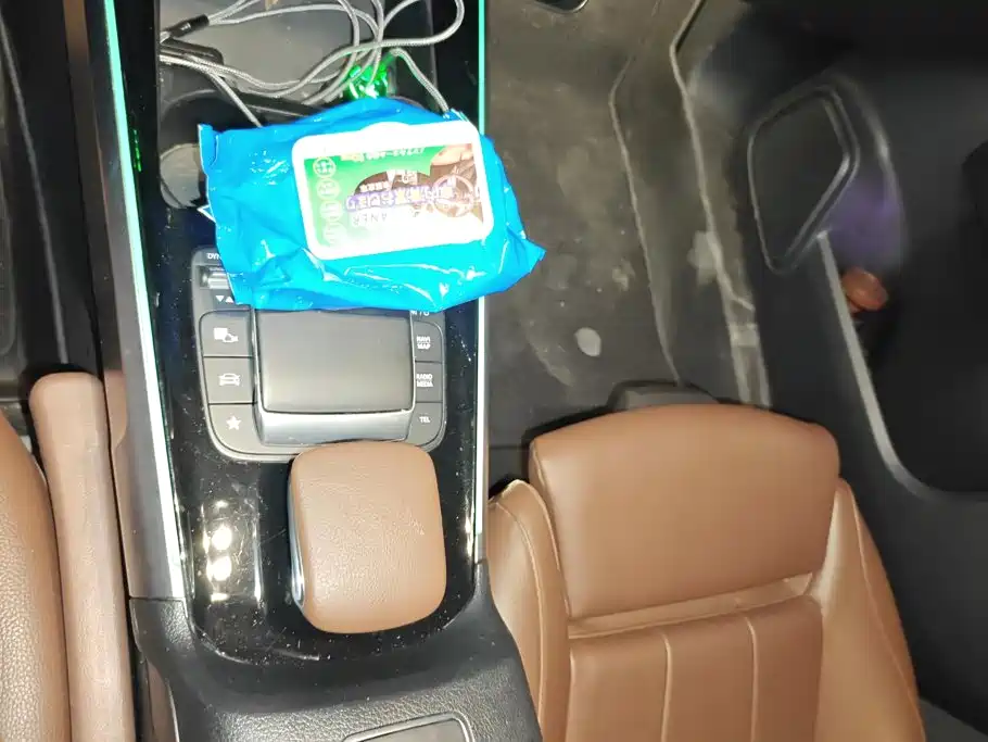 Mercedes-Benz GLB — миниатюра 16
