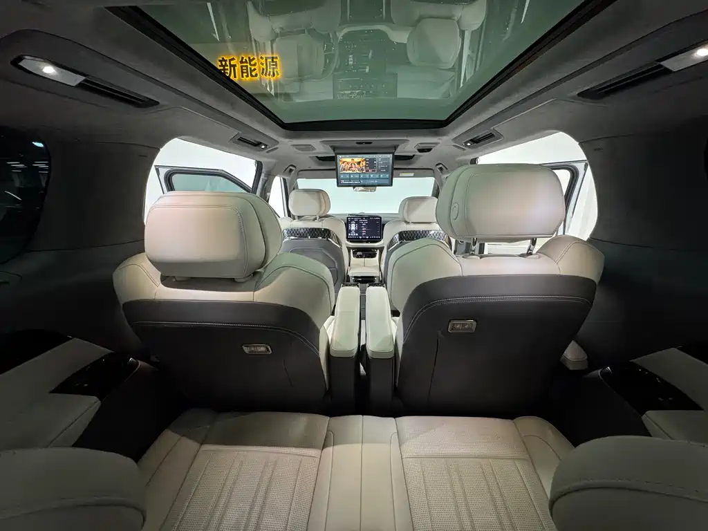 ZEEKR EXTREME KRYPTON 009