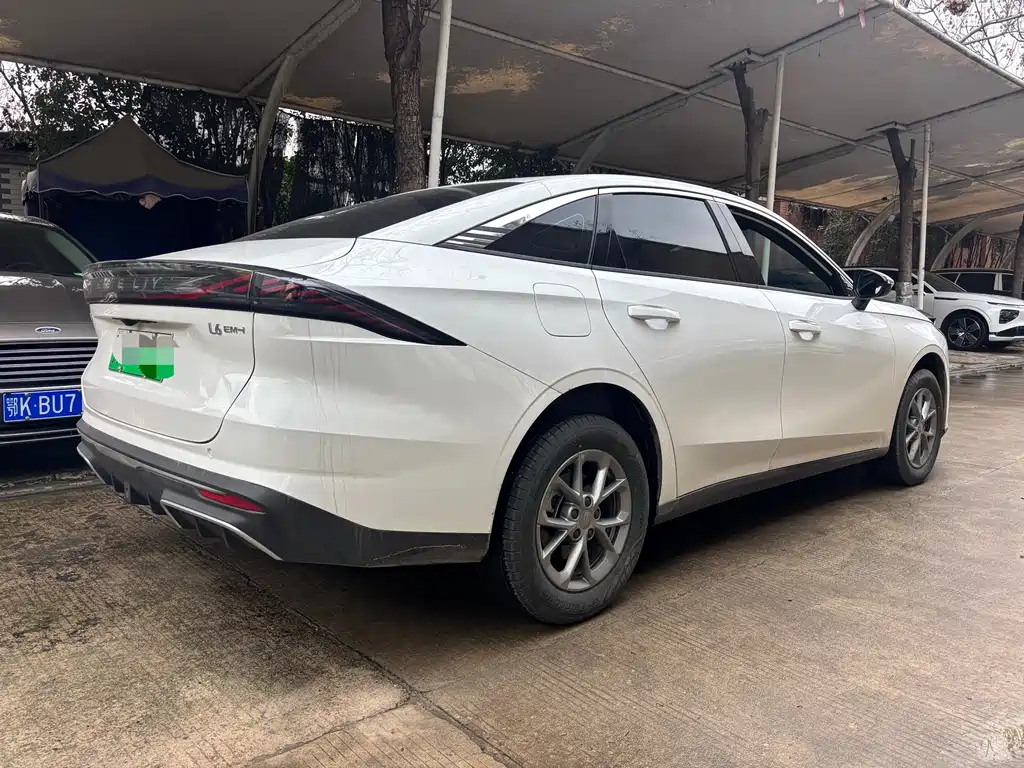 GEELY GALAXY GALAXY L6