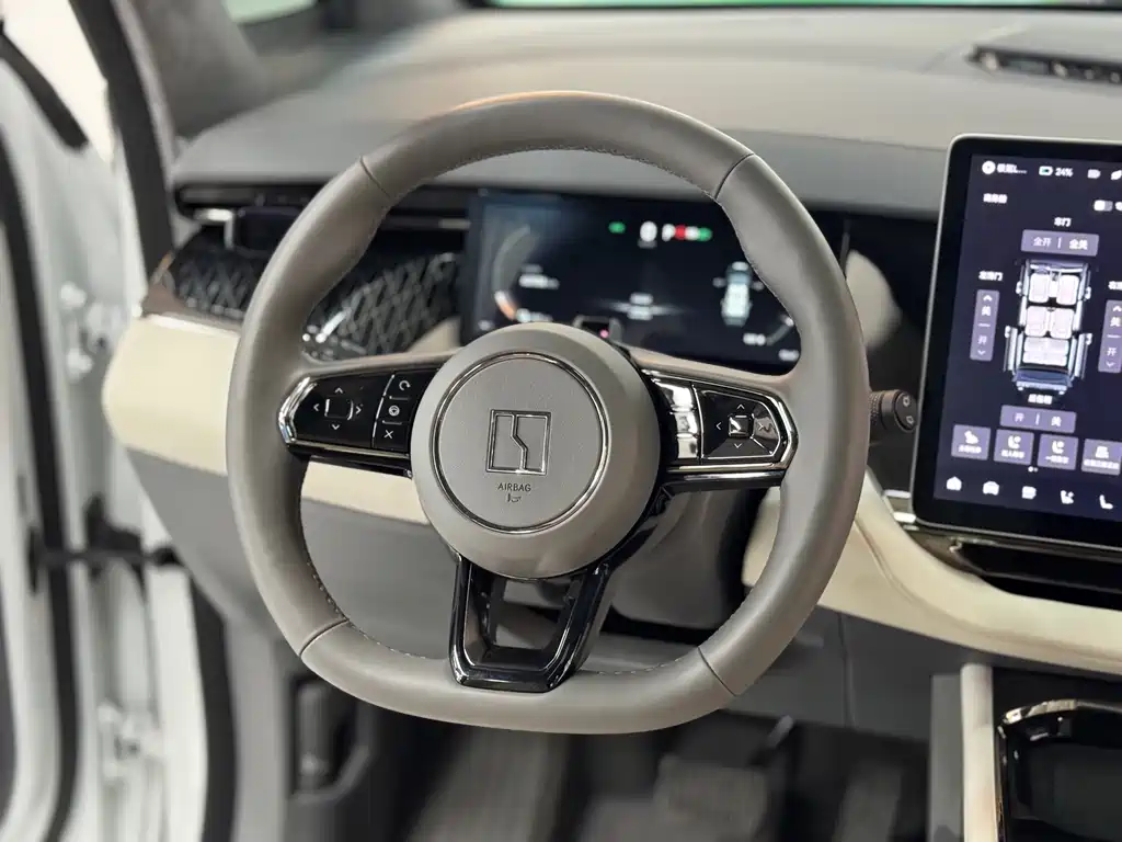 ZEEKR EXTREME KRYPTON 009