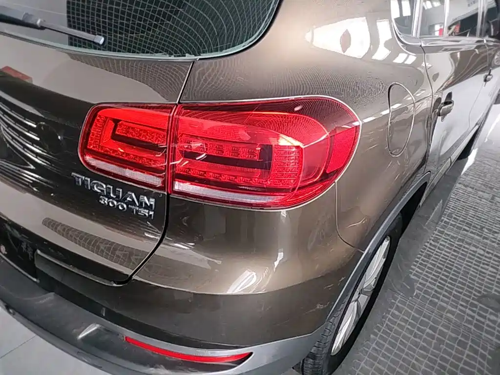 Volkswagen Tiguan — миниатюра 8