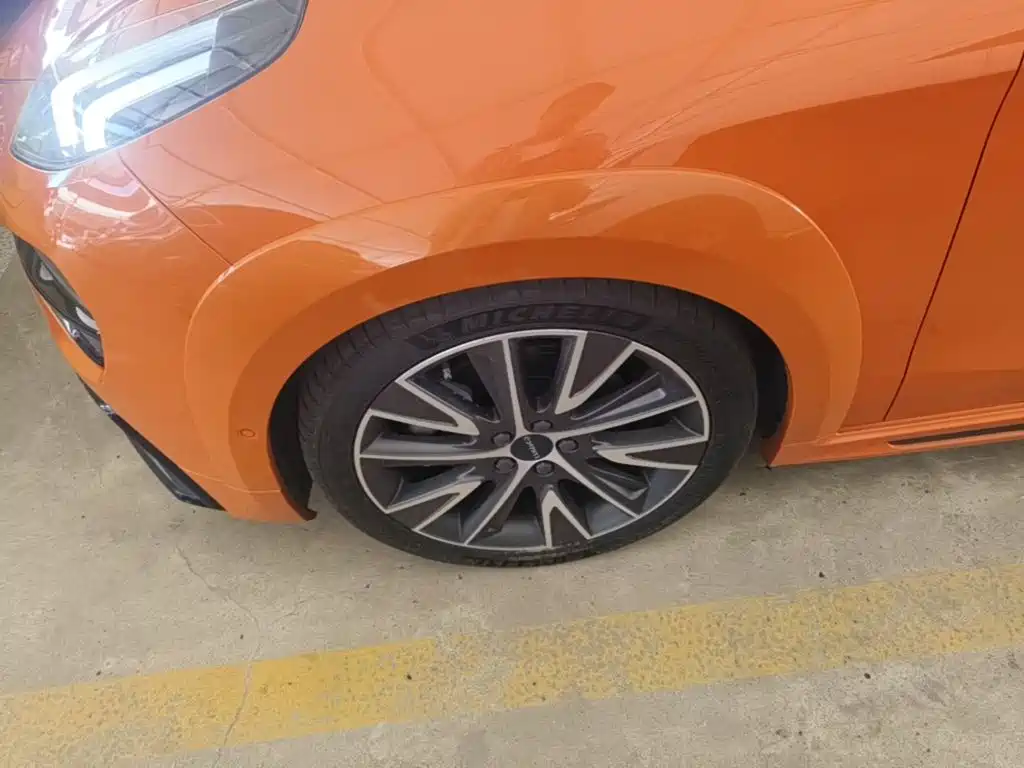 Lynk & Co 02 Hatchback — миниатюра 23