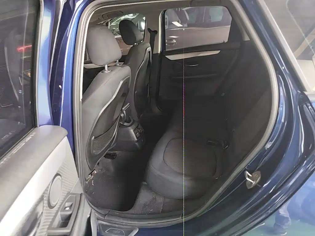BMW 2 Series Active Tourer — миниатюра 17