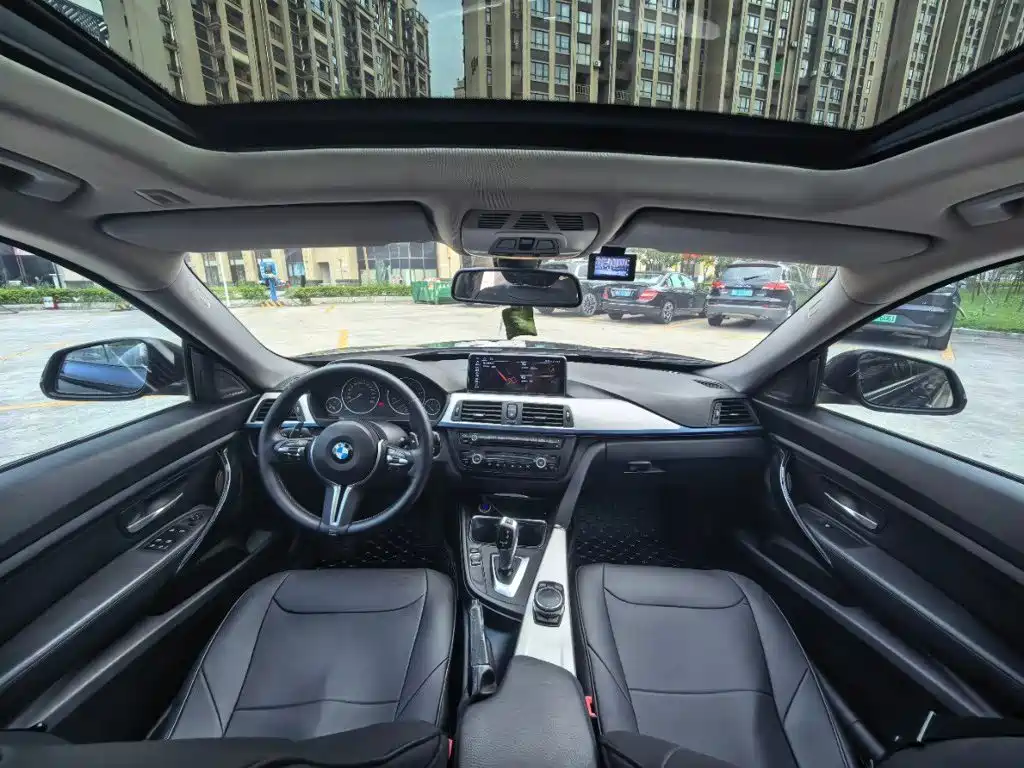 BMW 3 Series GT — миниатюра 6