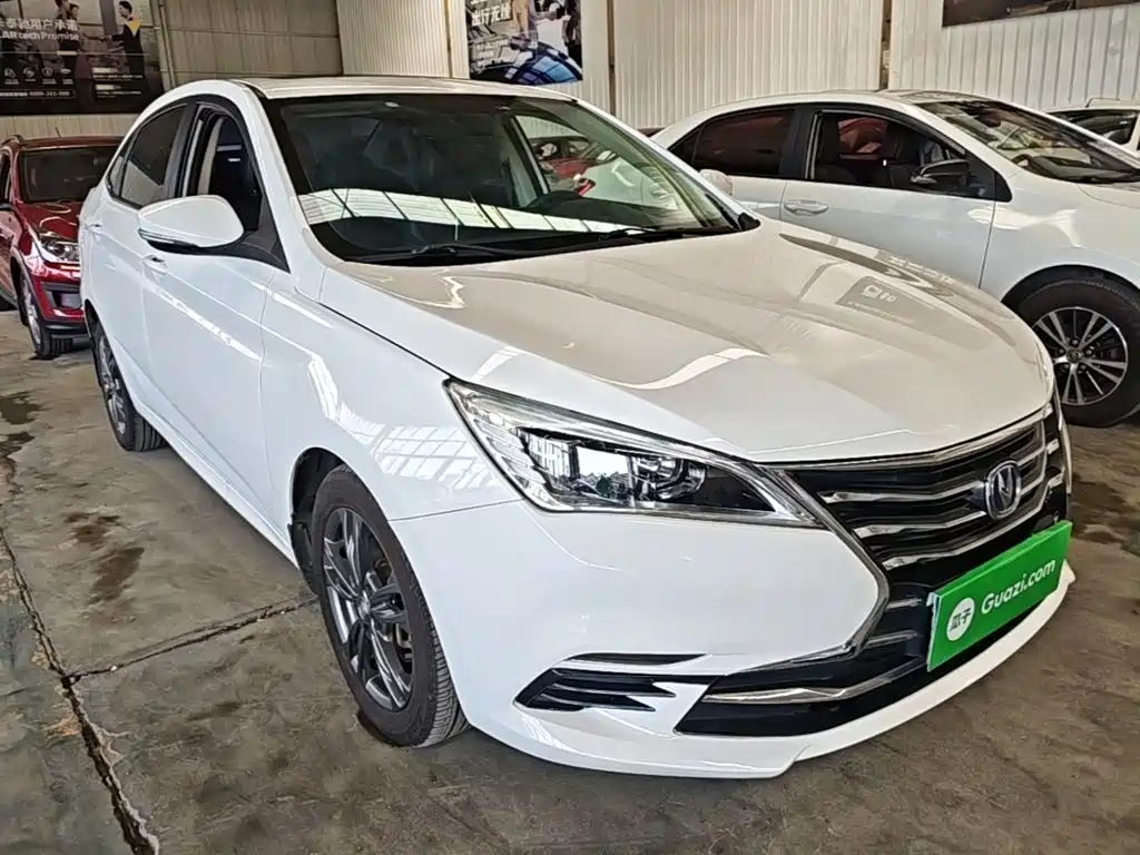 Changan Eado DT — миниатюра 4