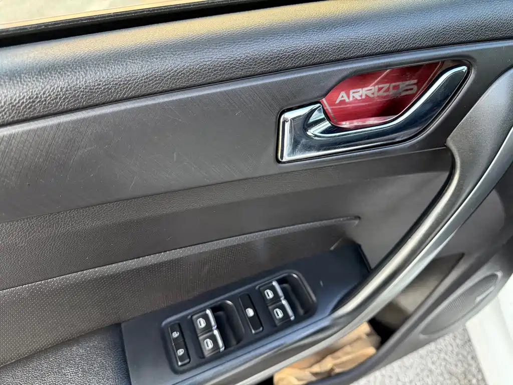 CHERY ARRIZO 5