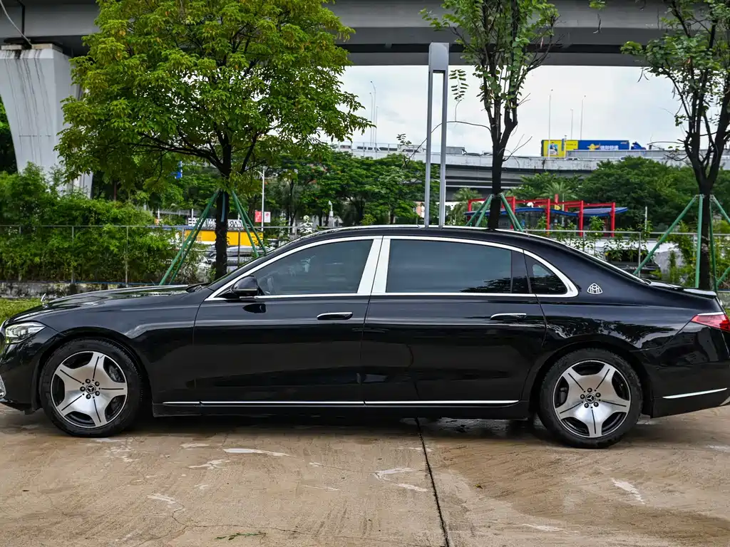 Mercedes-Benz S-Class — миниатюра 3