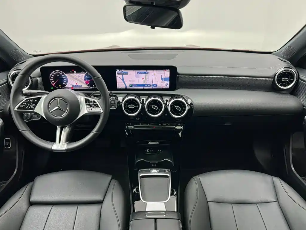 Mercedes-Benz A-Class — миниатюра 18