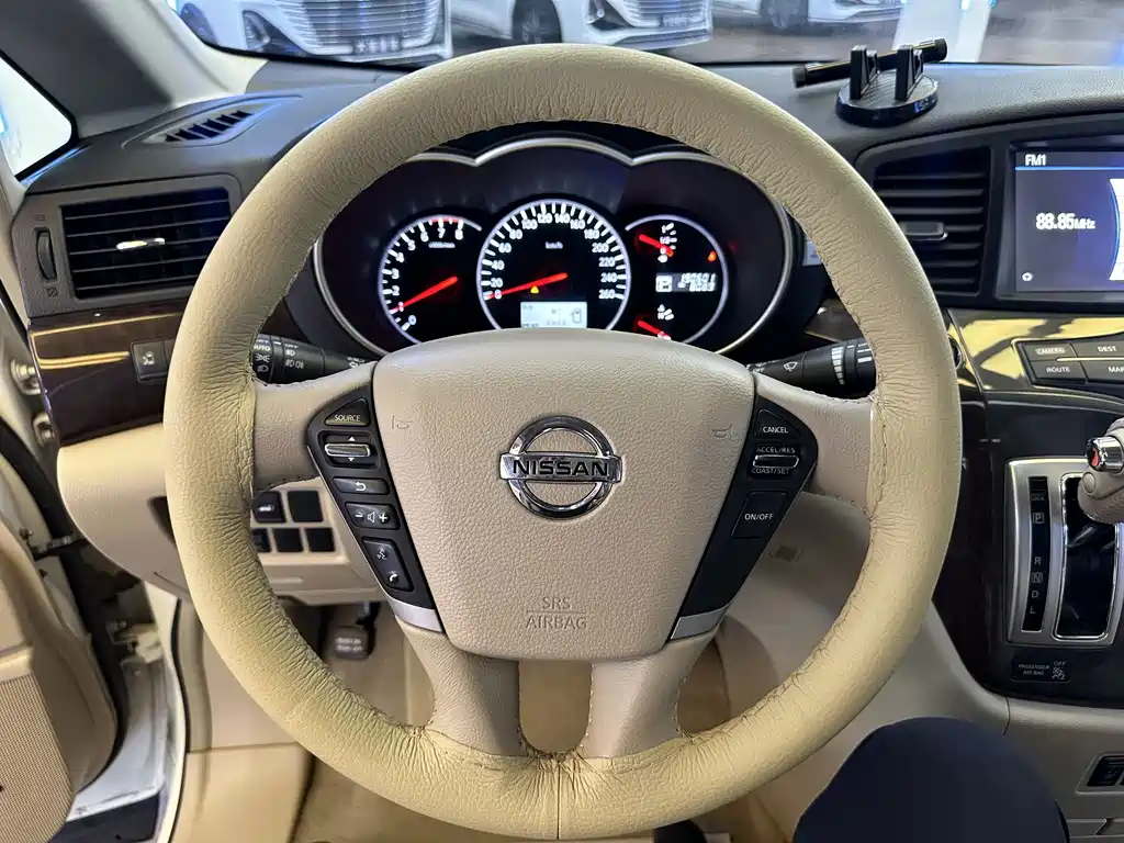 Nissan Quest — миниатюра 15