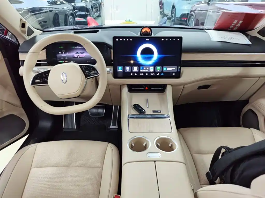 AITO AITO M5 — миниатюра 10