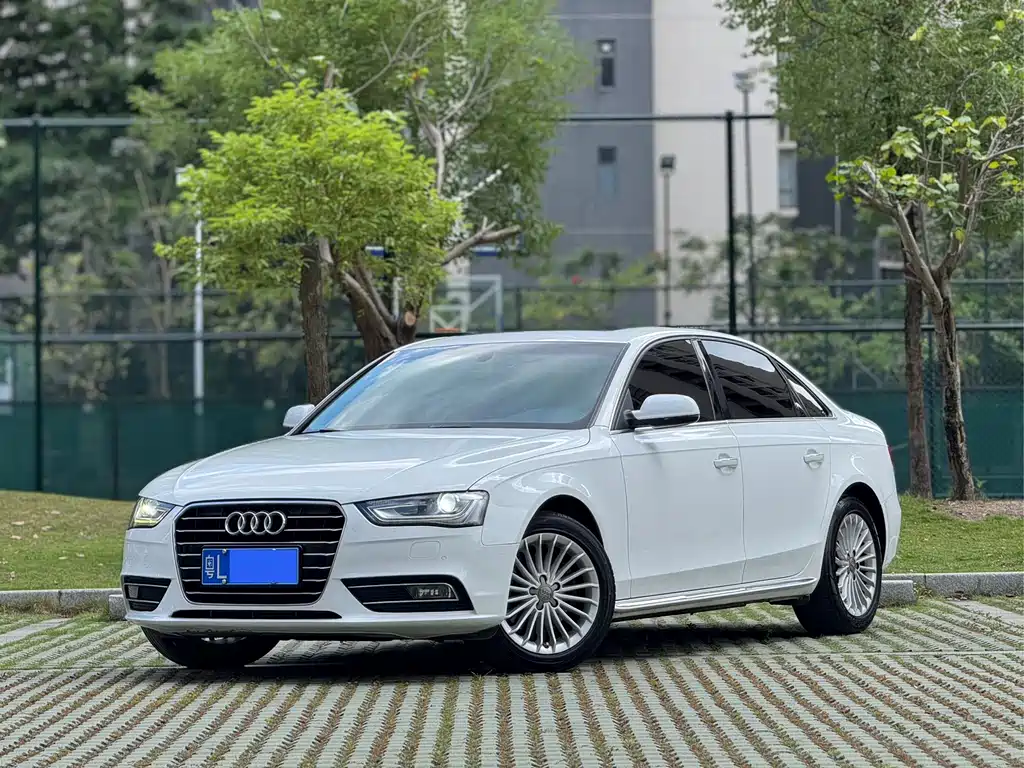 Audi A4L 2016