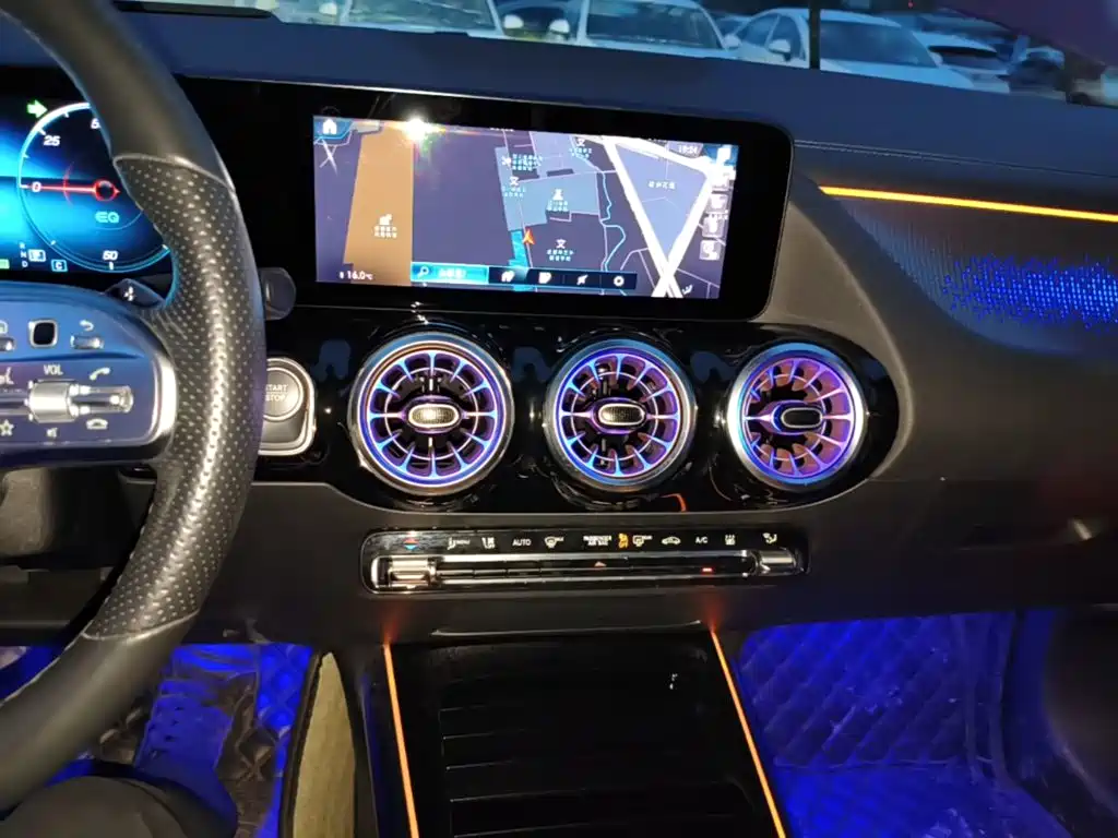 Mercedes-Benz EQA — миниатюра 13