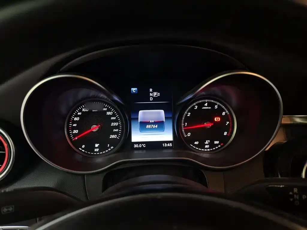 Mercedes-Benz C-Class — миниатюра 4
