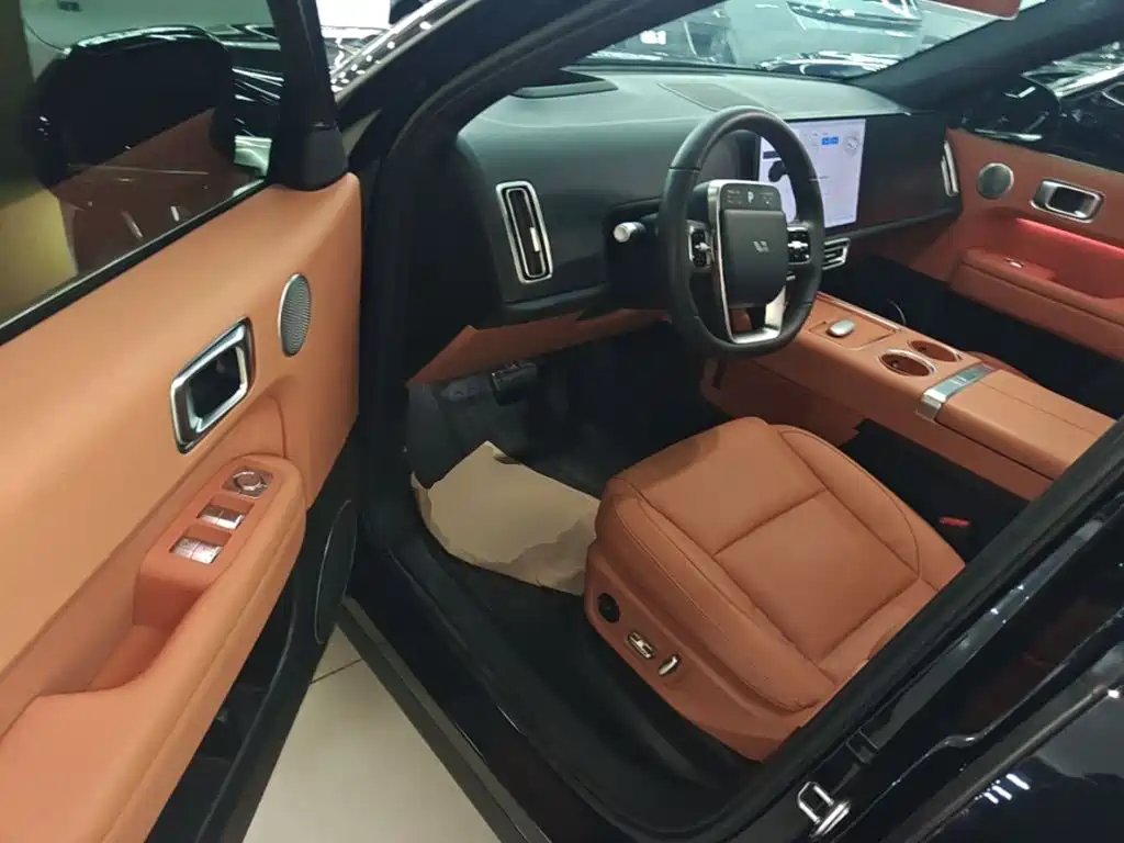 Li Auto Li L6 — миниатюра 16