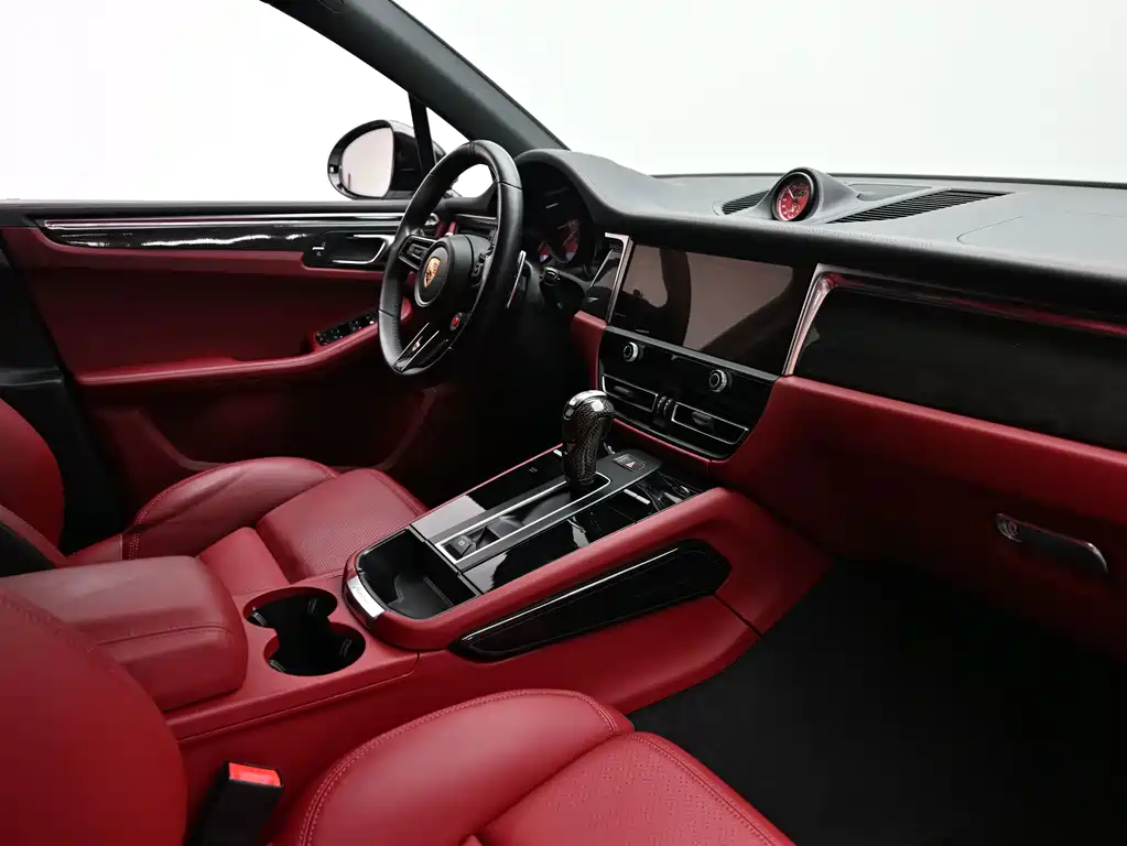 Porsche Macan — миниатюра 13