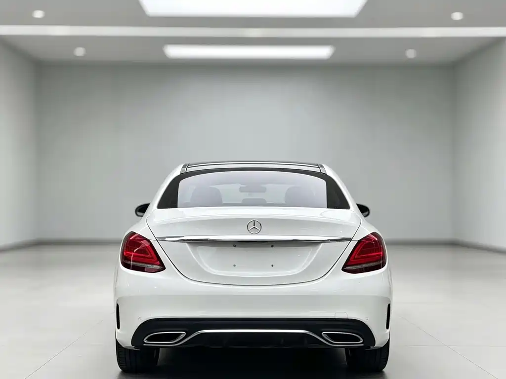 Mercedes-Benz C-Class — миниатюра 4