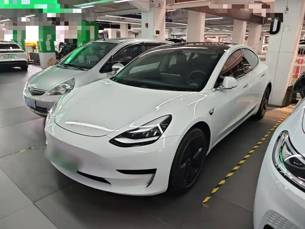 Tesla Model 3 — миниатюра 2
