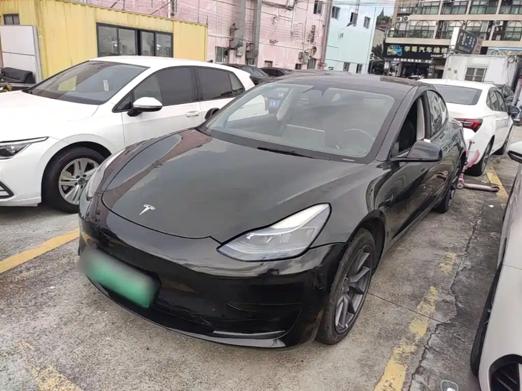 Tesla Model 3 2023