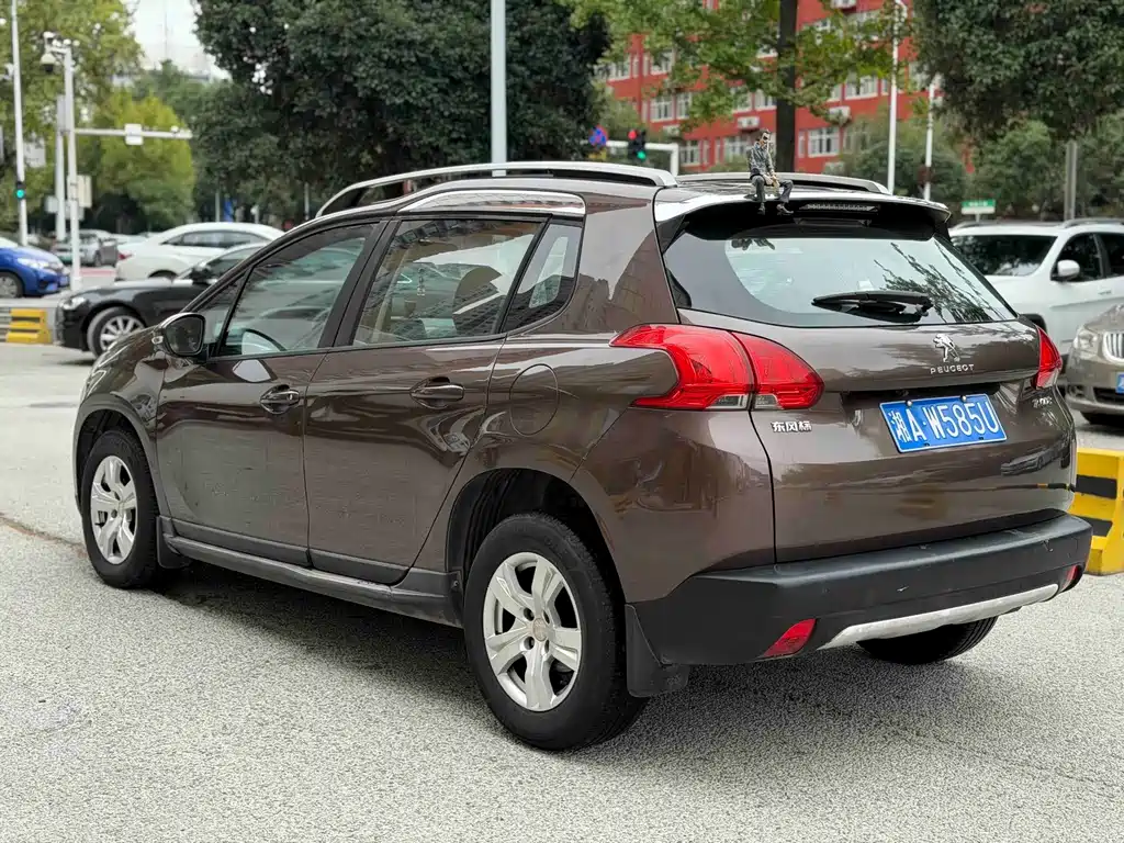 Peugeot 2008 — миниатюра 6