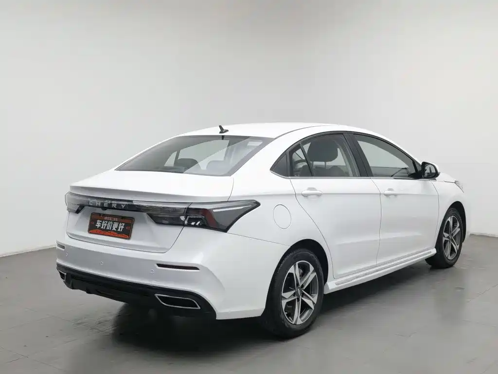 Chery Arrizo 5 PLUS — миниатюра 2