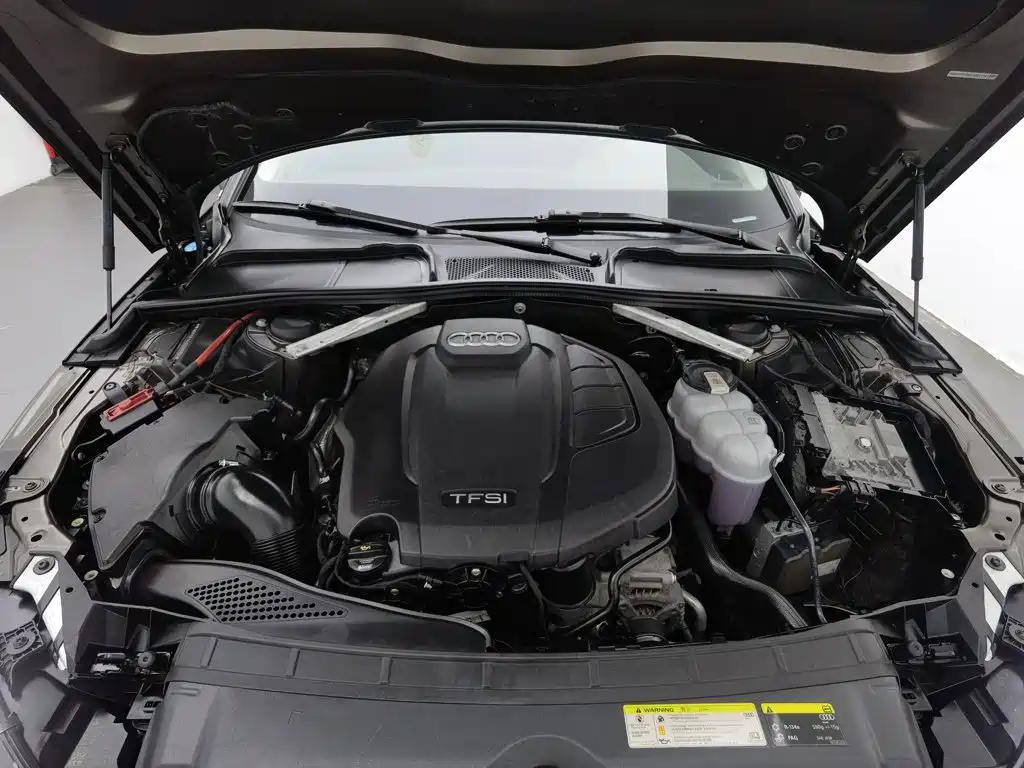 Audi A4 (Import) — миниатюра 6