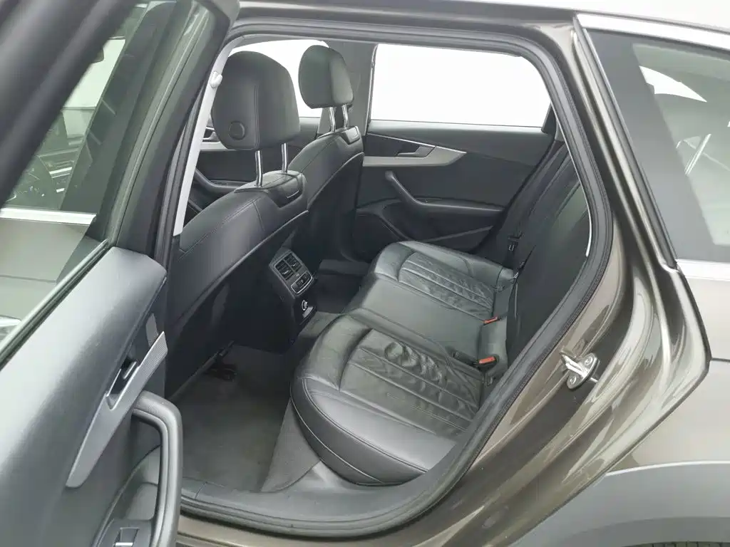 Audi A4 (Import) — миниатюра 15
