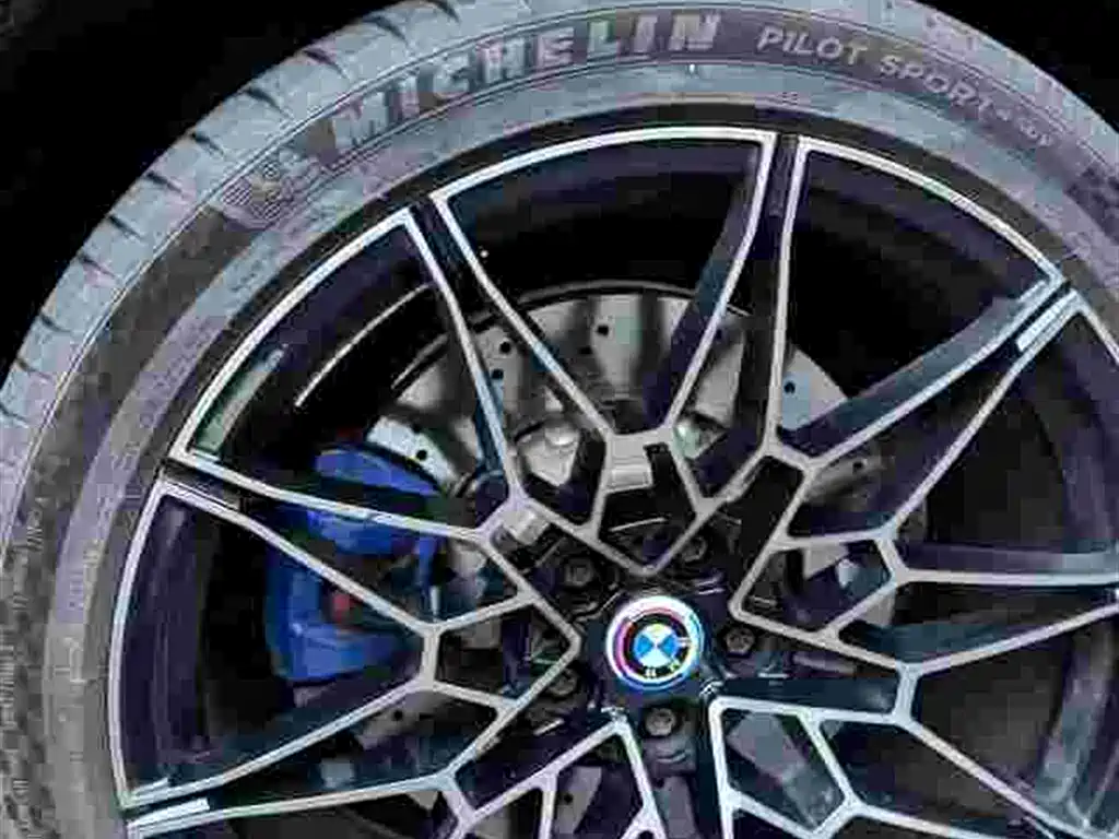 BMW X4 M — миниатюра 11