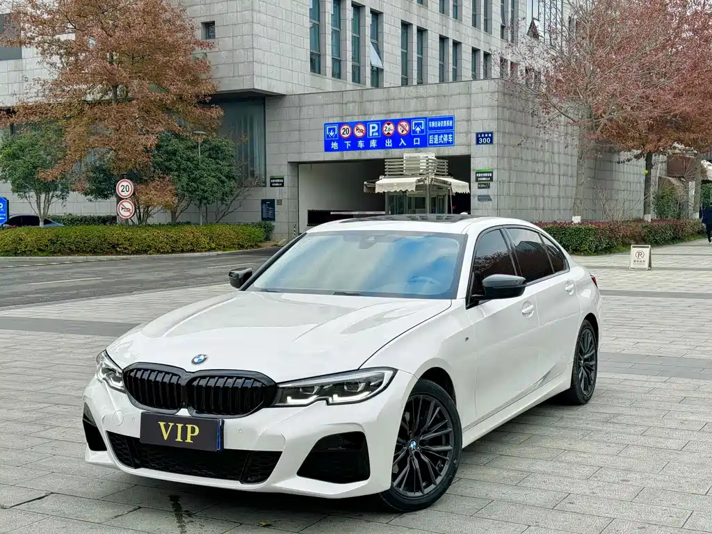 BMW 3 Series 2021