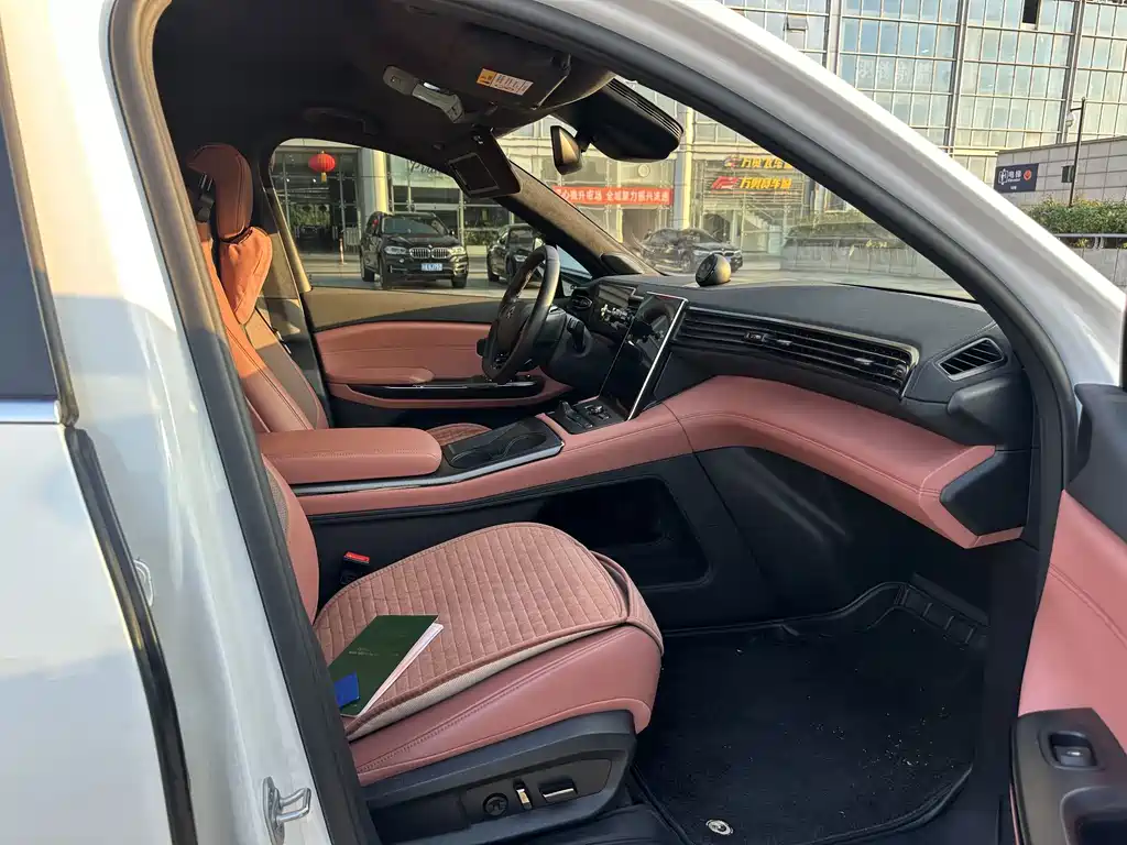 NIO EC6 — миниатюра 12