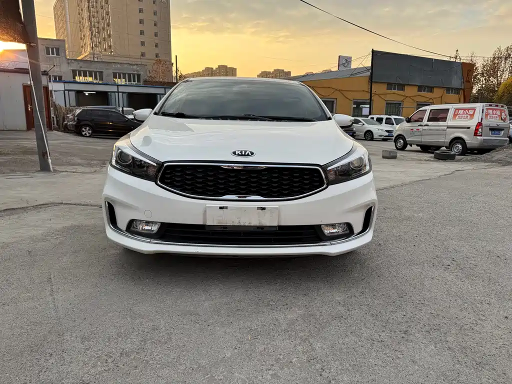 KIA K3