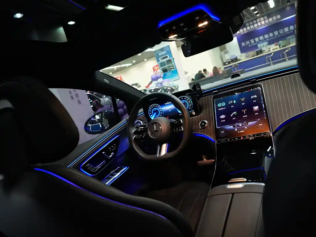 Mercedes-Benz EQE — миниатюра 26