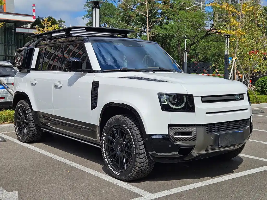 Land Rover Defender — миниатюра 3
