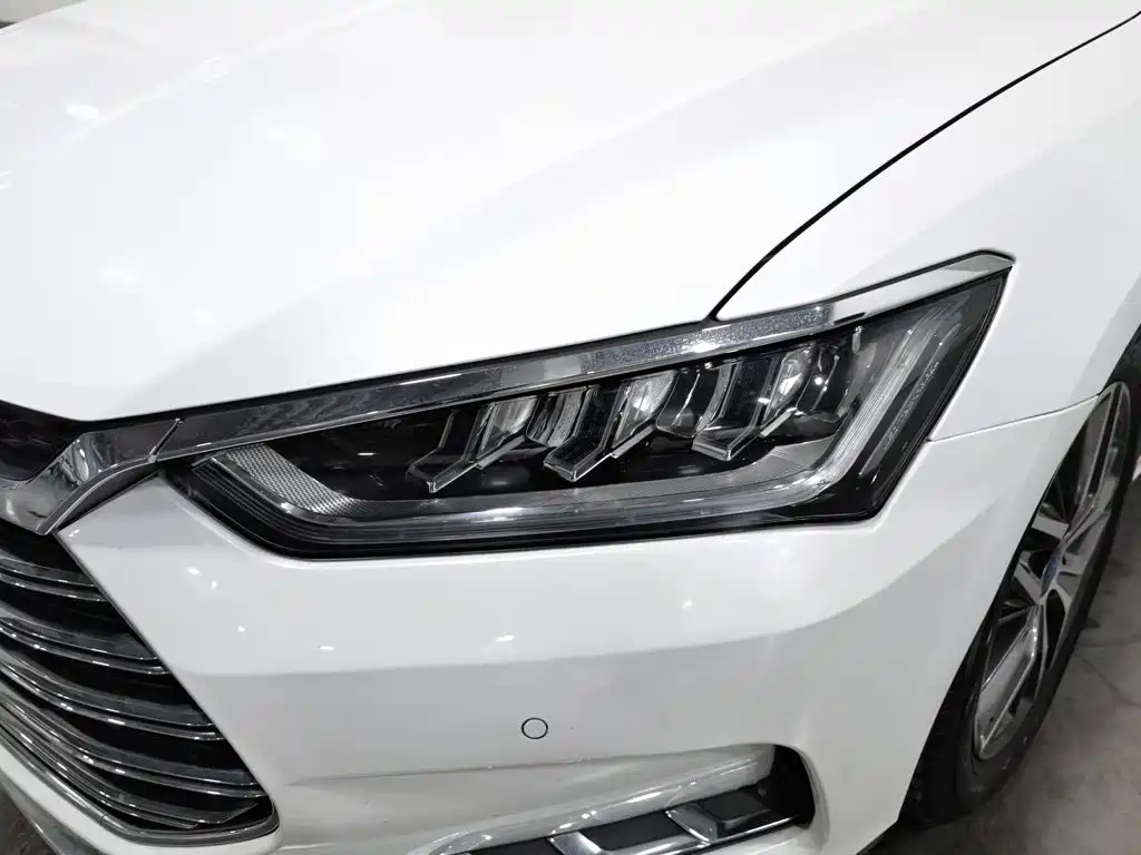 BYD Qin Pro NEV — миниатюра 7