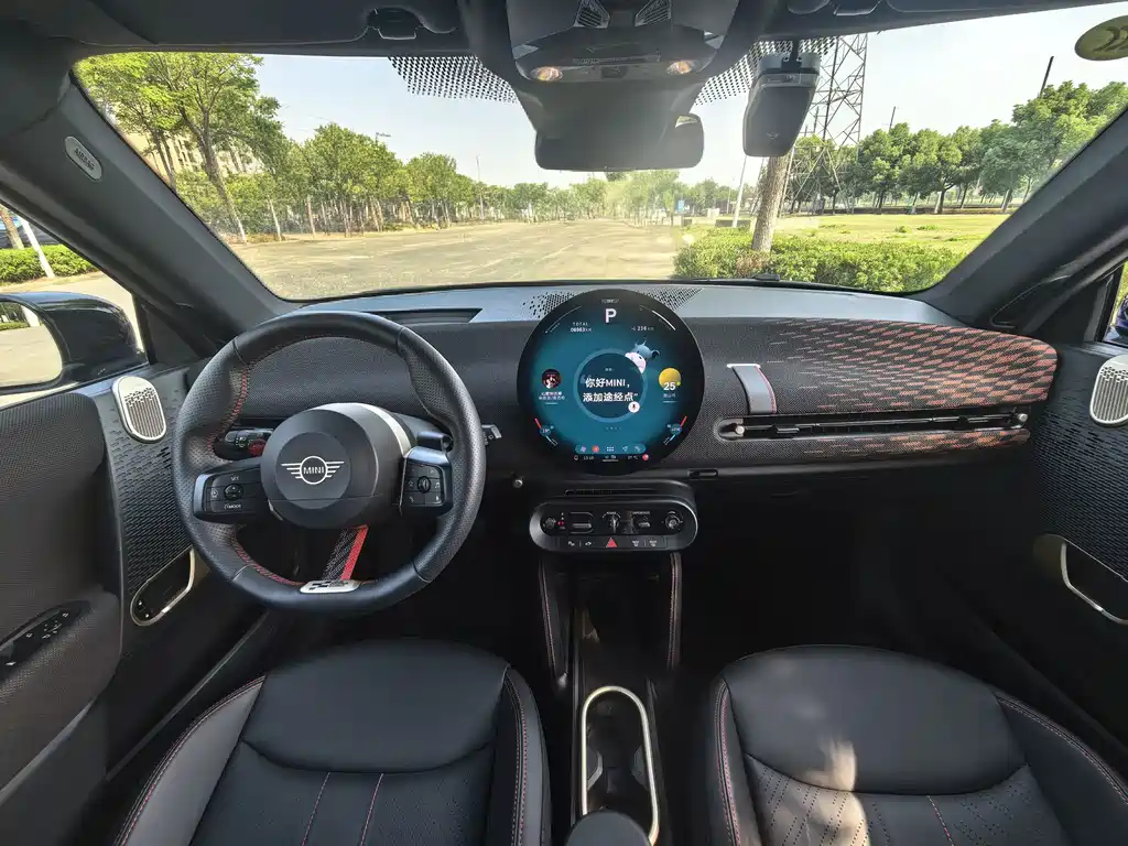 MINI MINI JCW EV — миниатюра 11