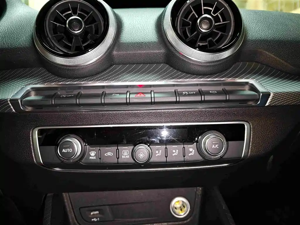 Audi Q2L — миниатюра 10