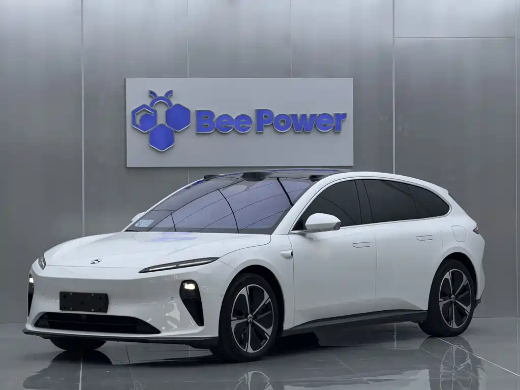 NIO NIO ET5T