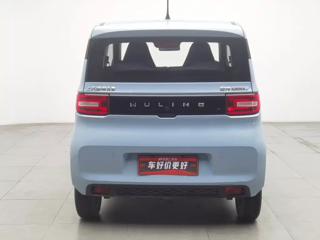 Wuling MINIEV — миниатюра 4
