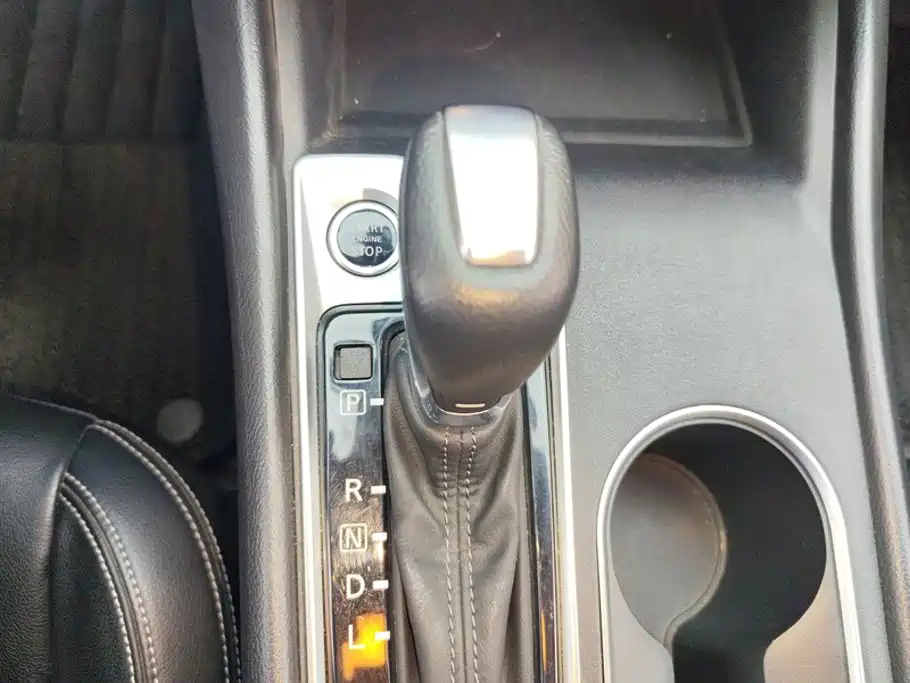 Nissan Teana — миниатюра 16